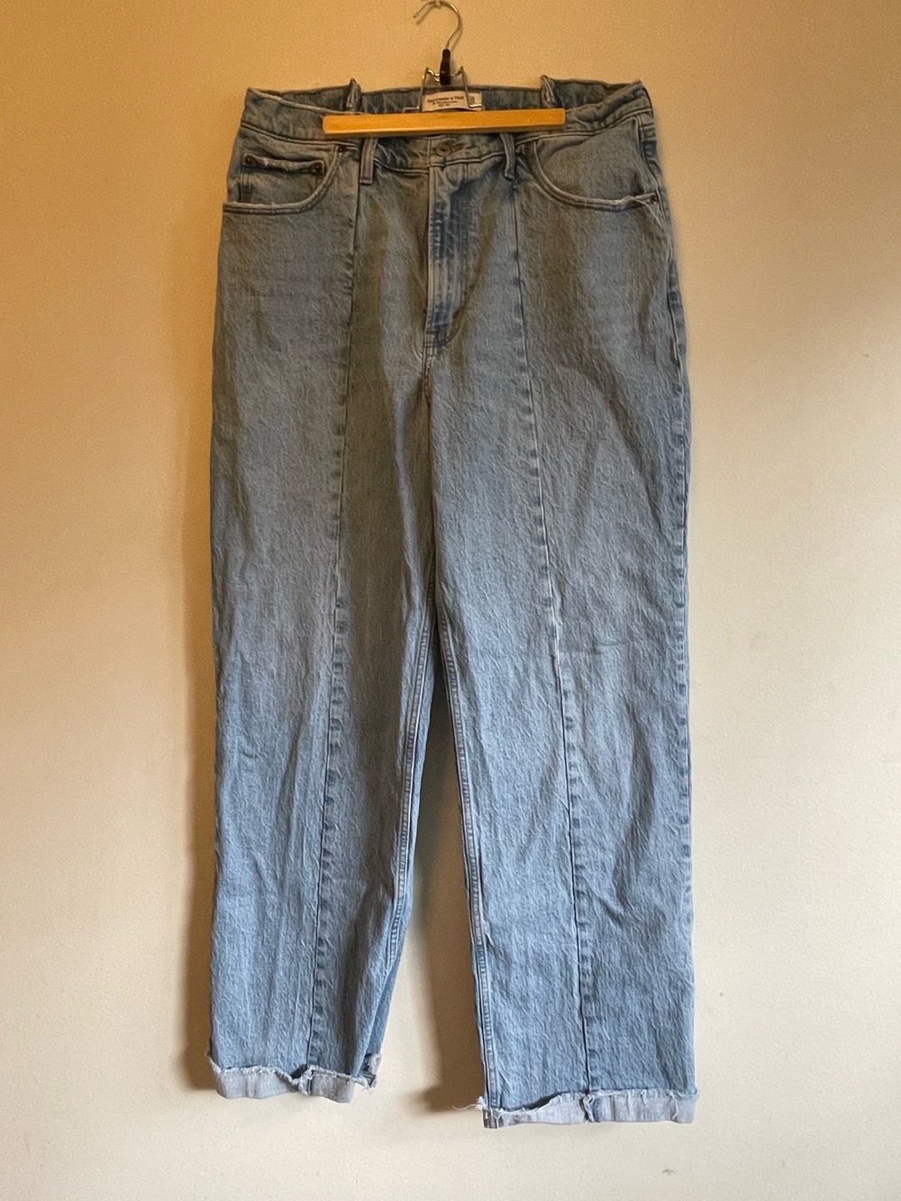 90s Relaxed High Rise Jean